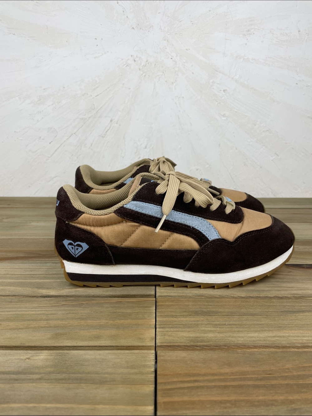 Women’s Roxy Retro Runners Sneakers
